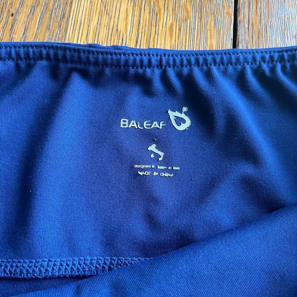 Baleaf Women's Blue  Capri Leggings Size Tag is Worn - Picture 4 of 12